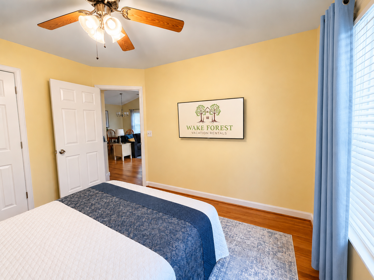 No second-rate guest room here. Enjoy an adjustable queen bed, blackout curtains and your own Smart TV for a comfortable night’s sleep.